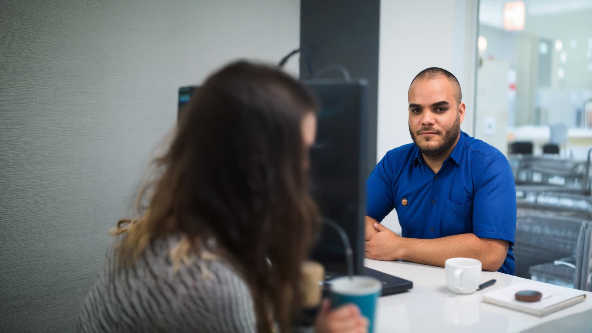 Breno Amâncio em reunião de briefing com cliente